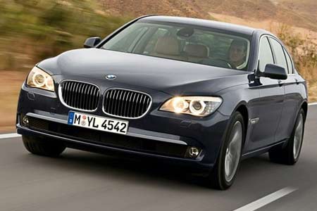 автомобиль марки BMW