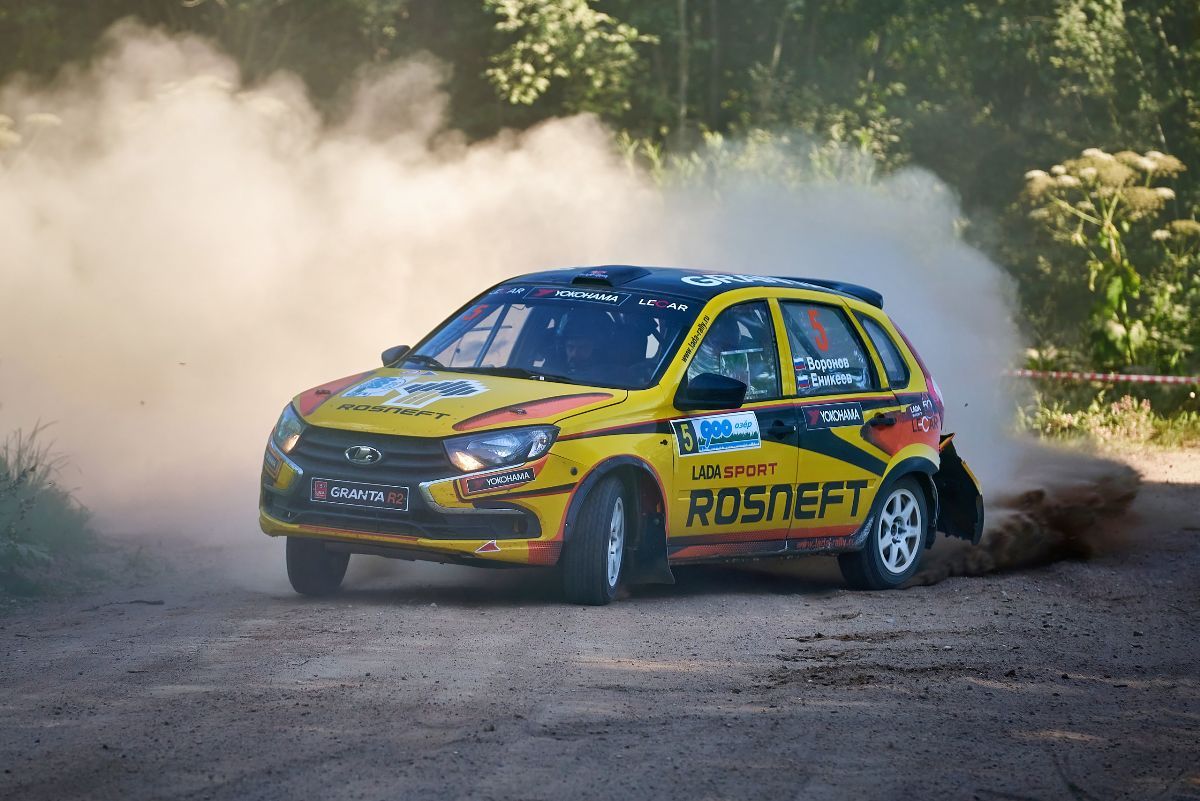 Экипаж LADA Sport ROSNEFT стал победителем ралли «900 озер»