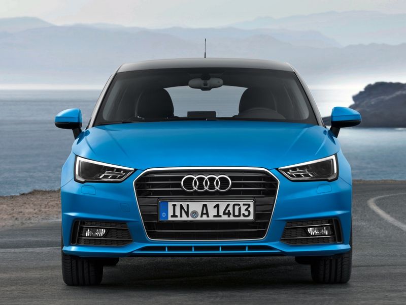 Объявлены рублёвые цены самой дешёвой модели Audi