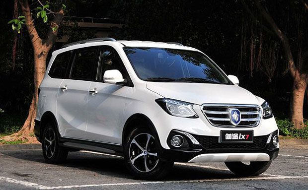 В России появится минивэн Gratour iX7 - конкурент LADA Largus