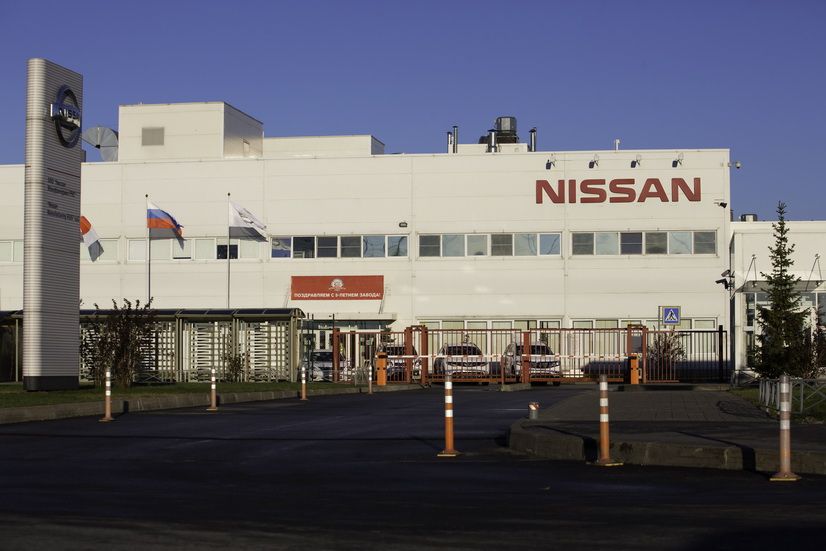 Nissan в Санкт-Петербурге остановил производство на 2 недели