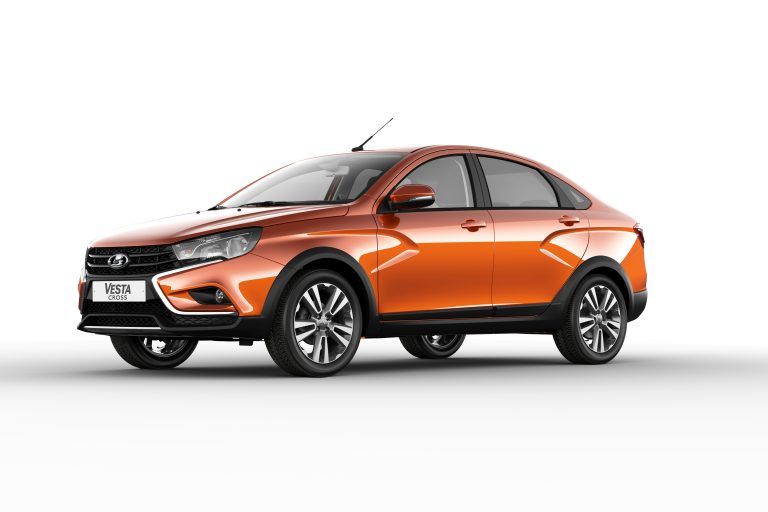 Седан LADA Vesta Cross выходит на рынок