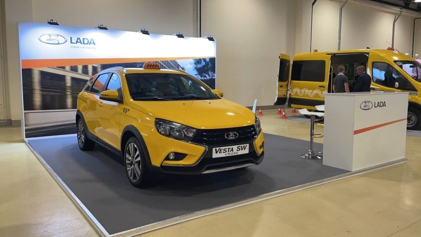 LADA Vesta SW Cross на IX Международном Евразийском форуме «Такси»