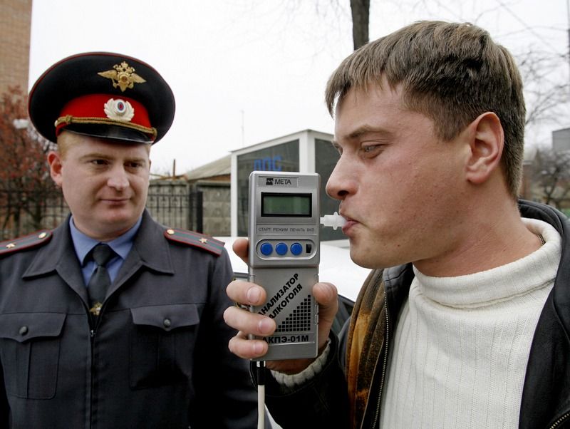 Пьяных водителей отправят в колонию