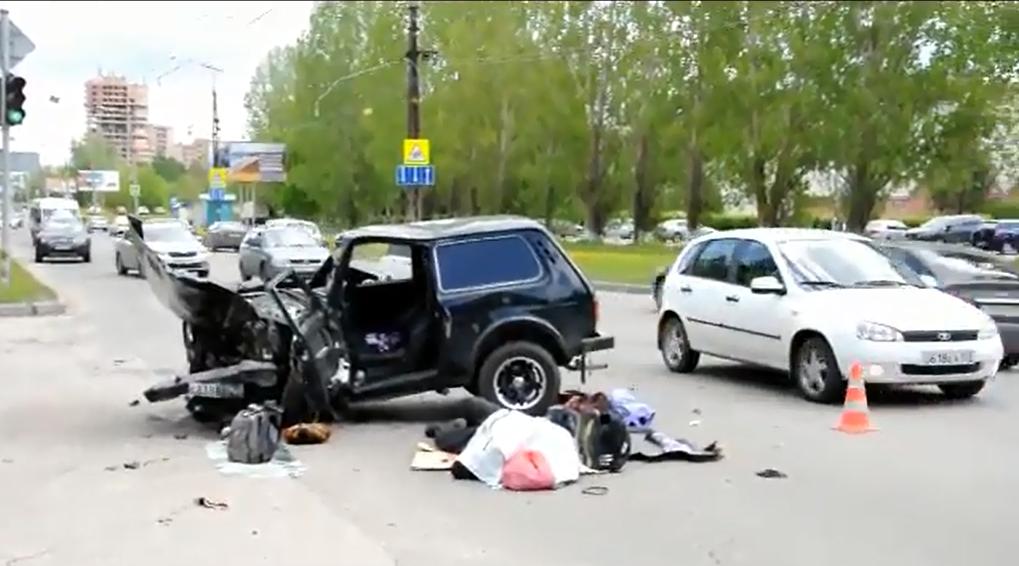 Проехав на «красный», водитель LADA погиб на месте ДТП 