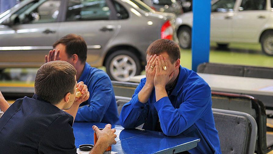 АВТОВАЗ с июля поднимет не только цены, но и зарплаты