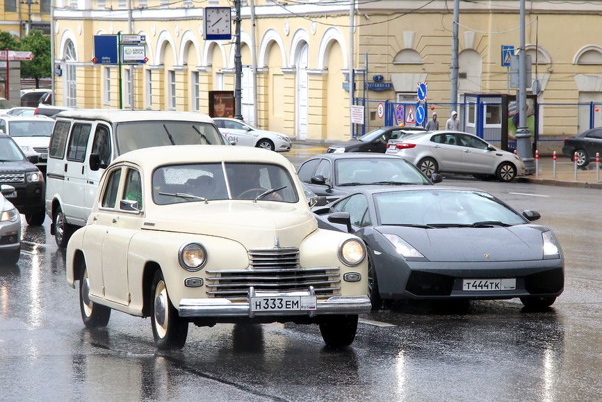 Возраст, деньги и сила привычки: машины читателей «АвтоСреды»