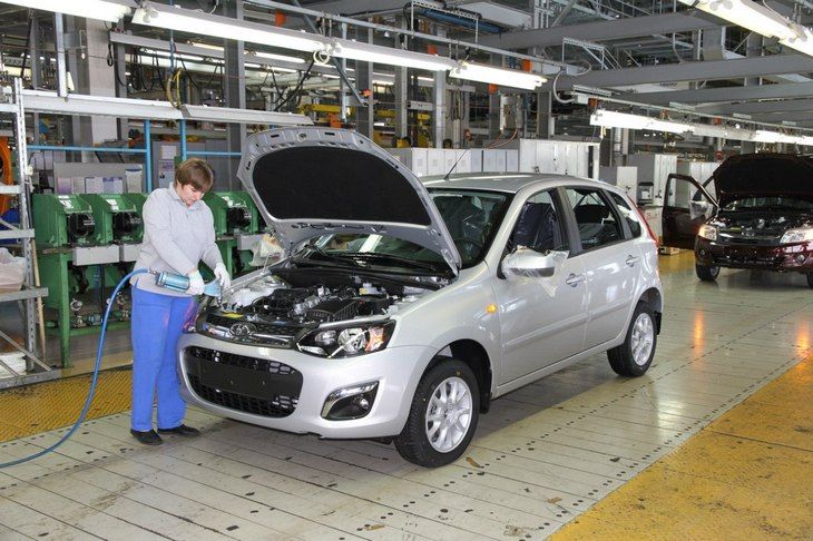Осенью АВТОВАЗ сократит производство «Лад»