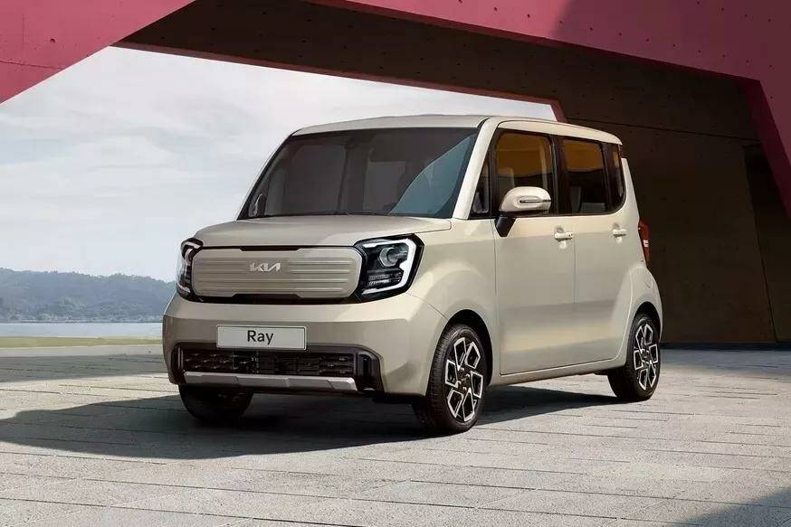 Kia Ray за 1,6 млн. рублей приехал в Россию 
