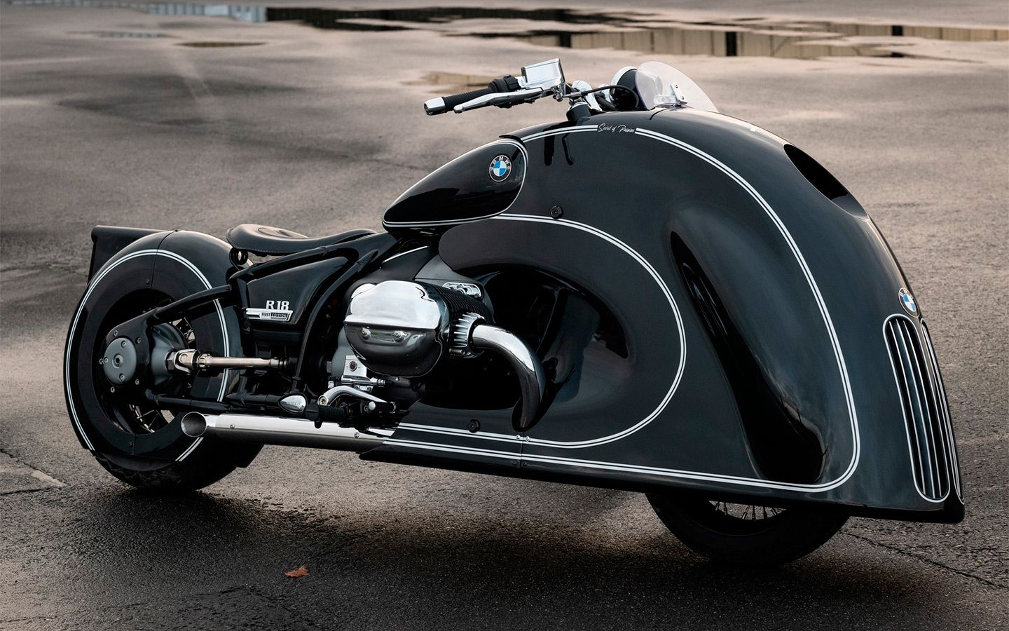 Мотоцикл BMW R 18 получил огромные «ноздри»