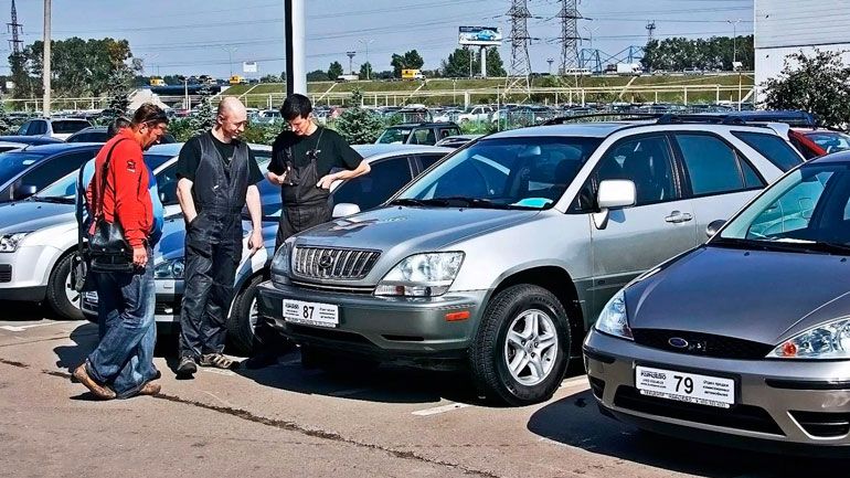 «Механика» и «автомат»: кто в лидерах продаж на вторичном рынке