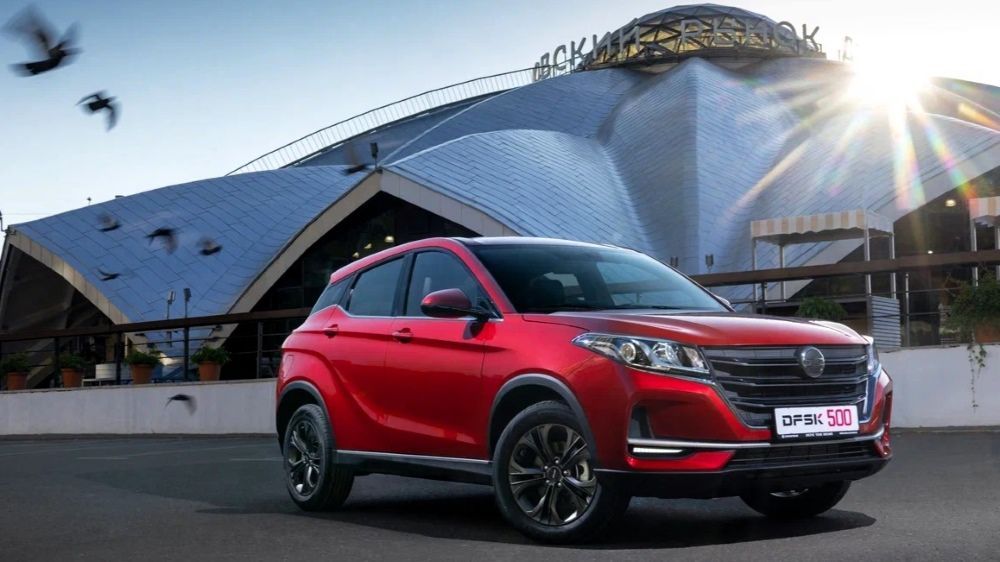 Старт продаж кроссовера DFSK 500 стоимостью 1 749 000 рублей 