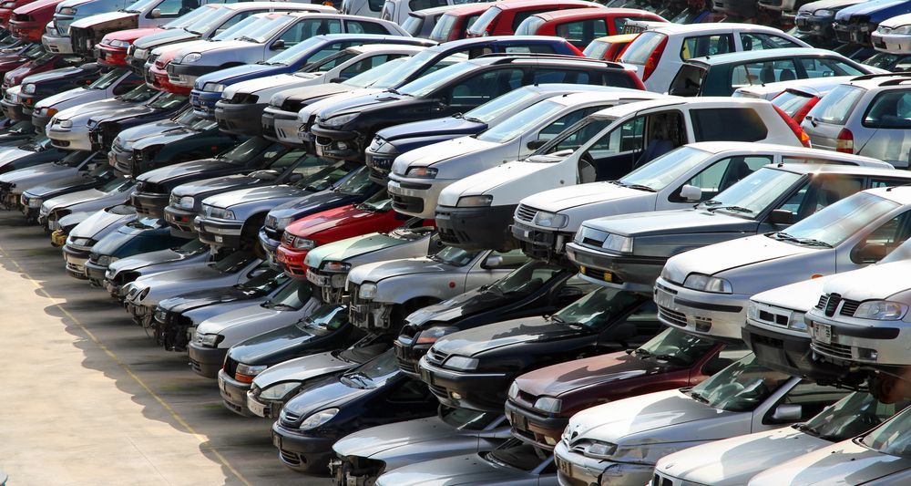 Аналитики советуют снизить качество автомобилей, чтоб избежать кризиса продаж