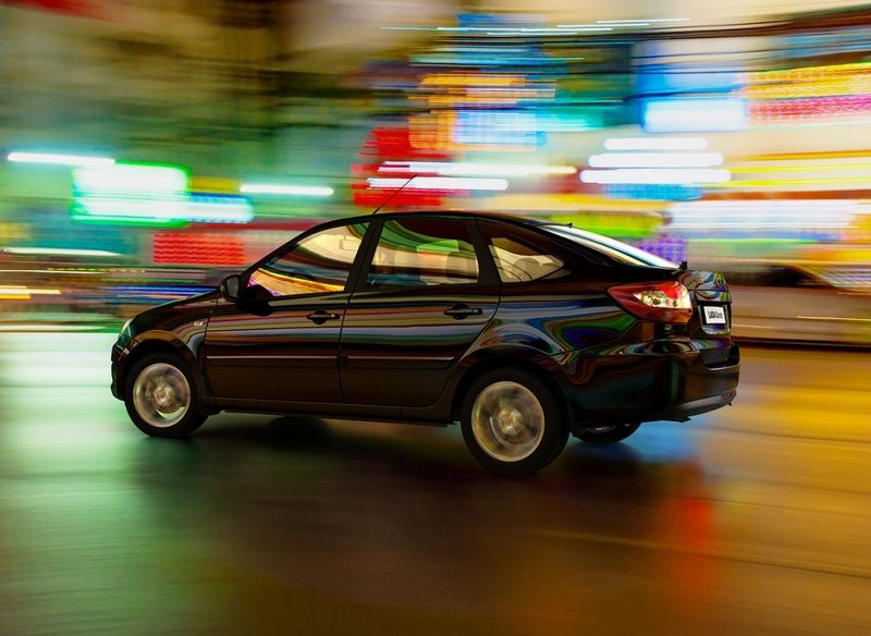 АВТОВАЗ получил заказы на 70 тысяч «заграничных» LADA