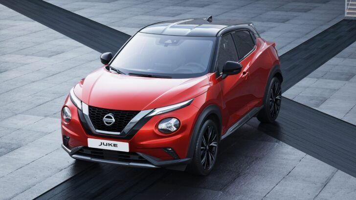 У дилеров появились новые кроссоверы Nissan Juke 