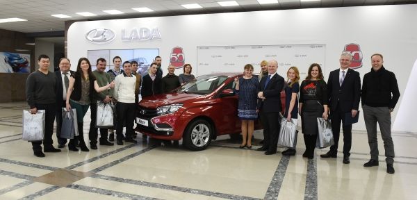 Ключи от XRAY победителю акции ''Познакомься с LADA'