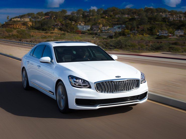 KIA официально представила новый Quoris