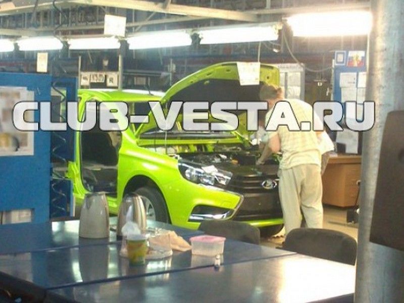 Появились новые фото LADA Vesta