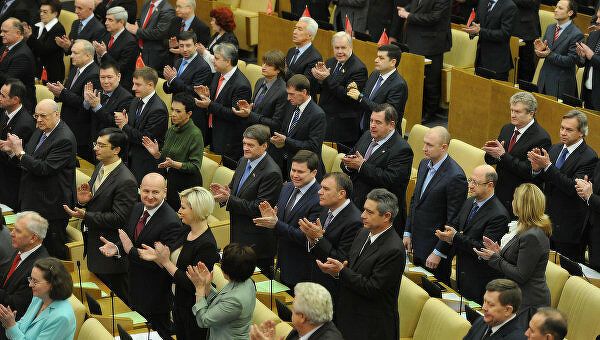 Дожили. Бензин начал дешеветь. 