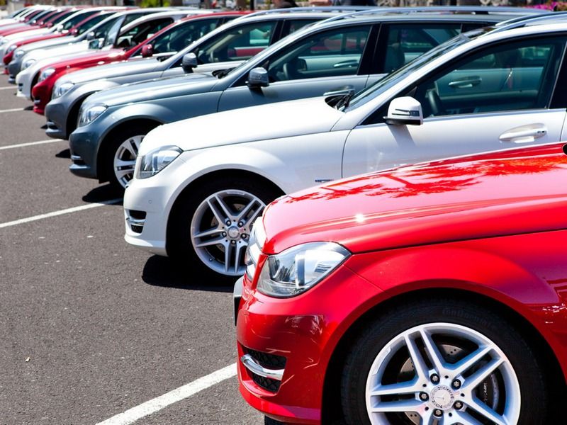 Названы самые популярные в России классы автомобилей