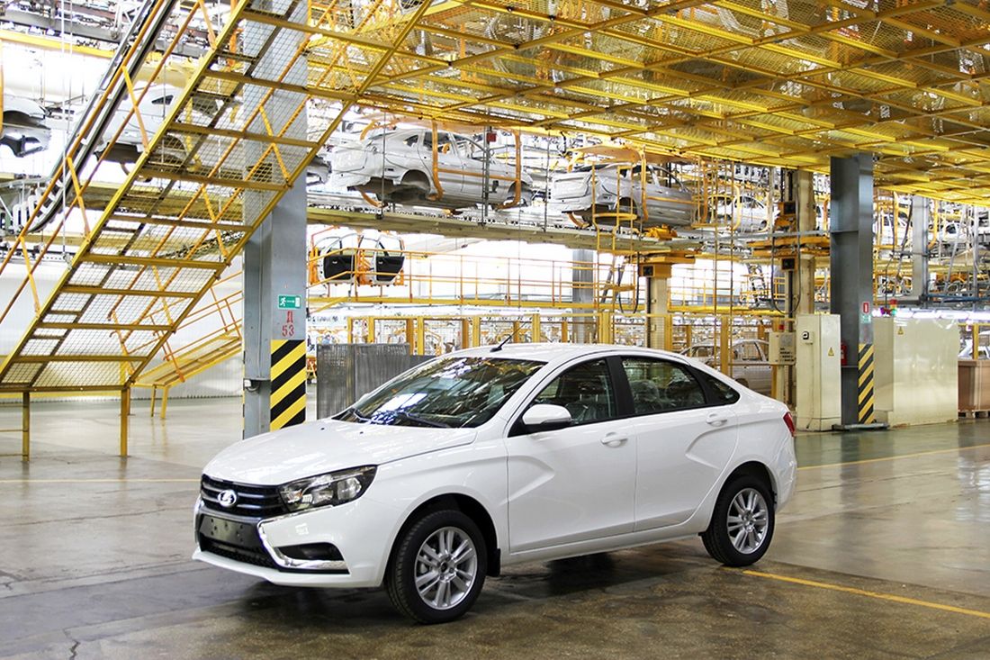 Появился список комплектаций LADA Vesta