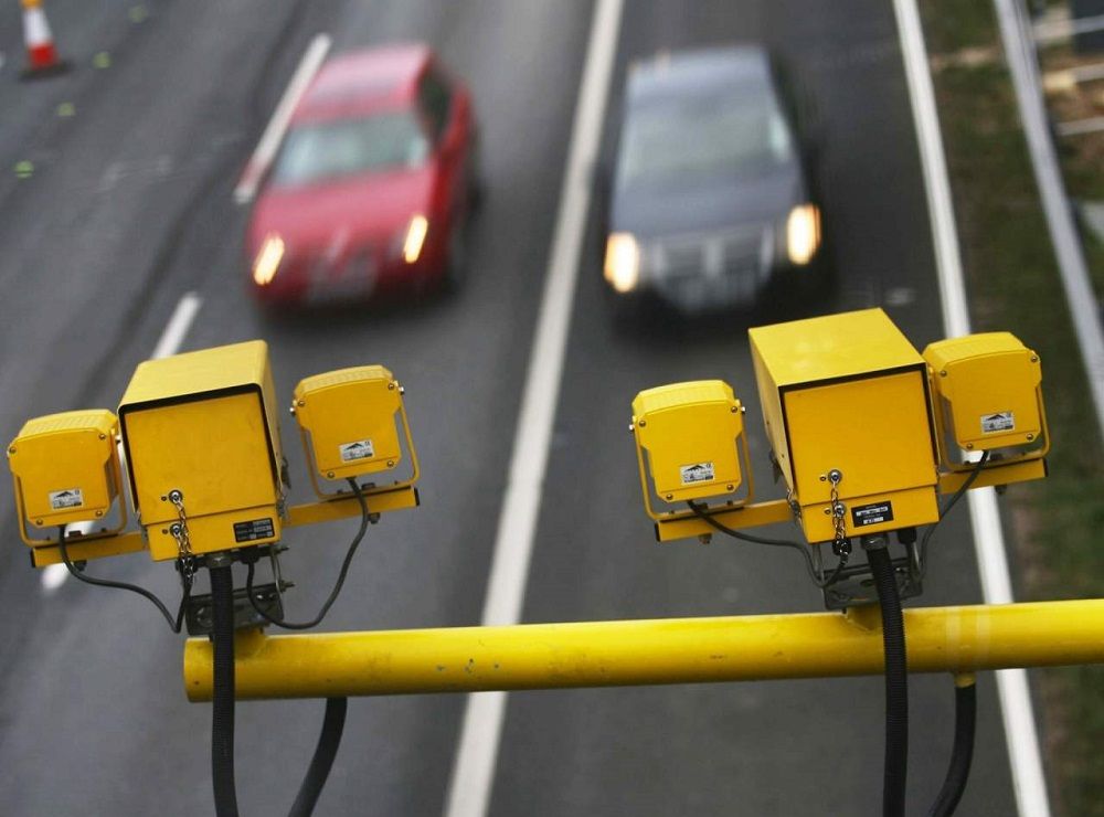 Дорожные камеры научат штрафовать водителей за опасную езду