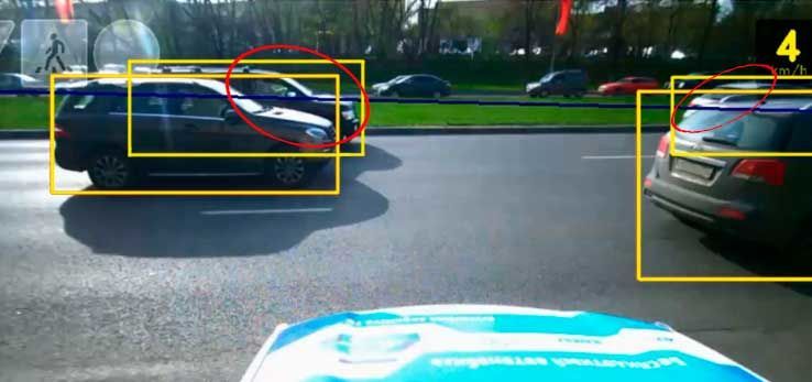 Автомобили-роботы, распознающие дорожные знаки