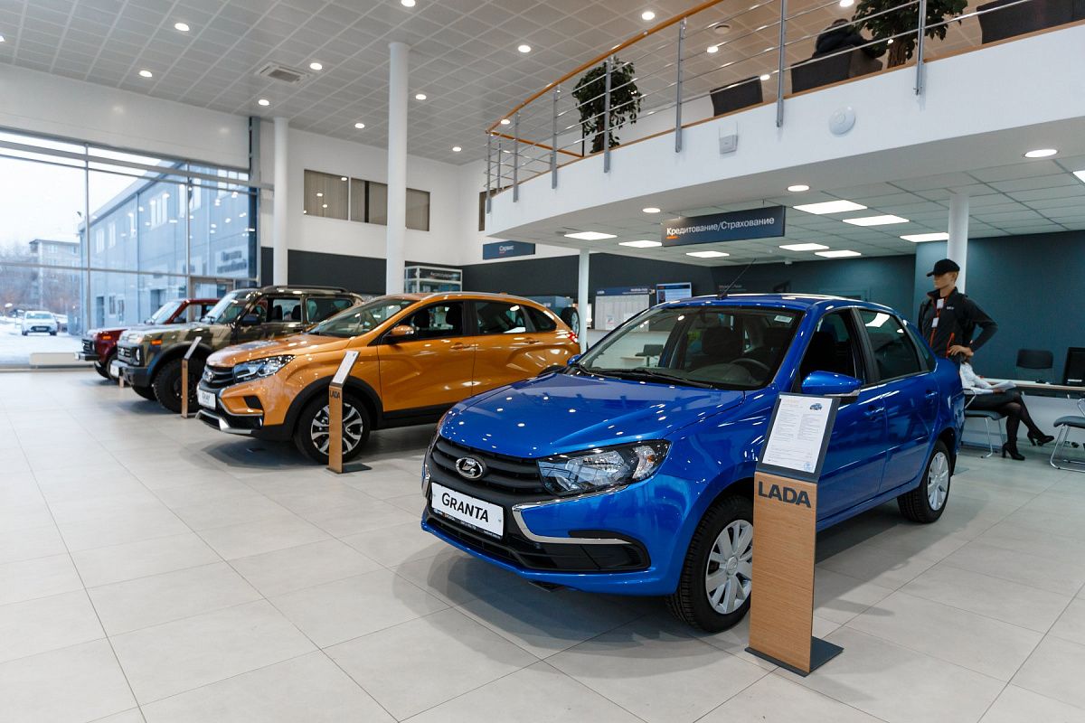 На сколько подорожали автомобили LADA в 2021 году?