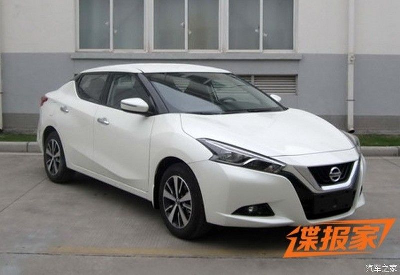 Новый серийный Nissan попался «живьём»