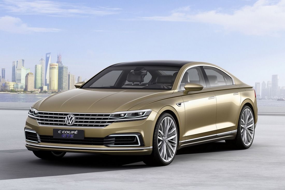 Volkswagen показал купеобразный седан