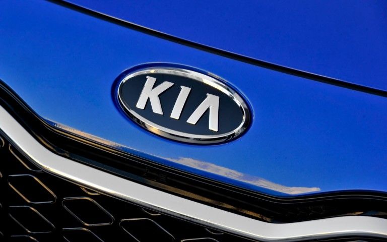 Двенадцать моделей KIA выросли в цене. Новые прайсы 