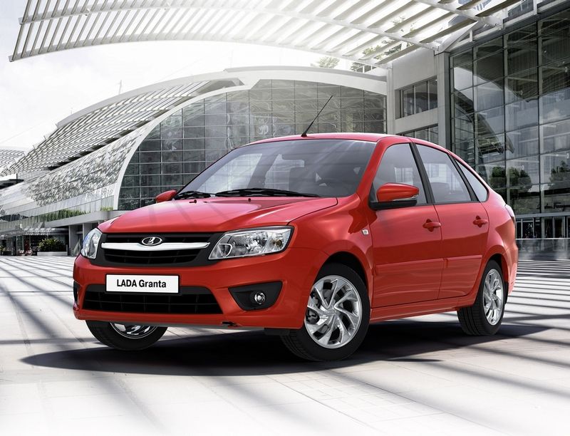 АВТОВАЗ пока не будет поднимать цены на LADA