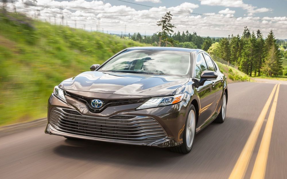 Новая Toyota Camry для России: подробности от Росстандарта
