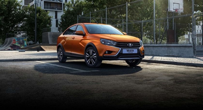 В октябре бестселлером модельного ряда LADA стало семейство Vesta