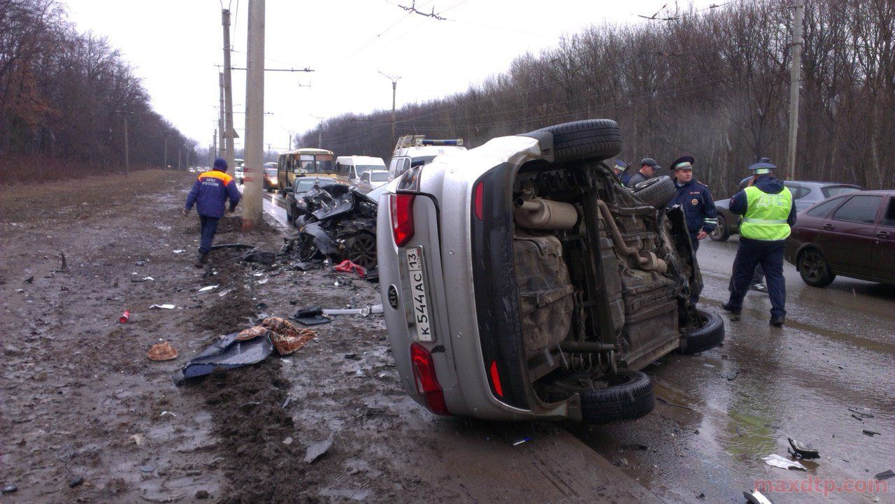 Семь главных причин смертей на дорогах. По версии МВД