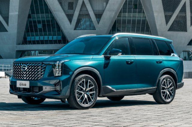 Для России представлен новый кроссовер GAC GS8