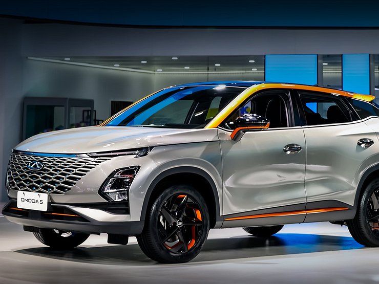 Названы сроки начала продаж в России нового кроссовера Chery Omoda 5
