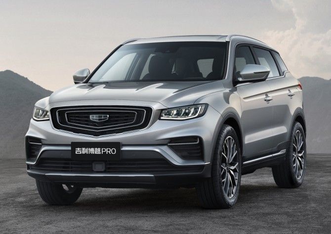 Когда в Россию приедет обновленный кроссовер Geely Atlas Pro? 