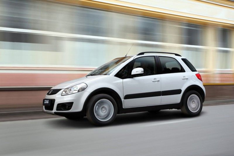 Suzuki завершает продажи SX4 Classic в России