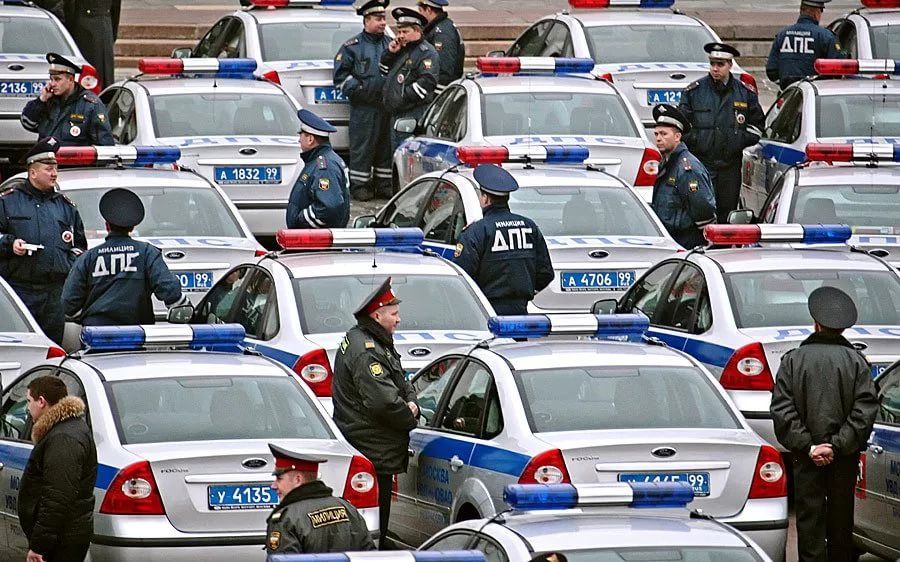 Вот те на: ГИБДД прекратило прием на работу новых сотрудников 