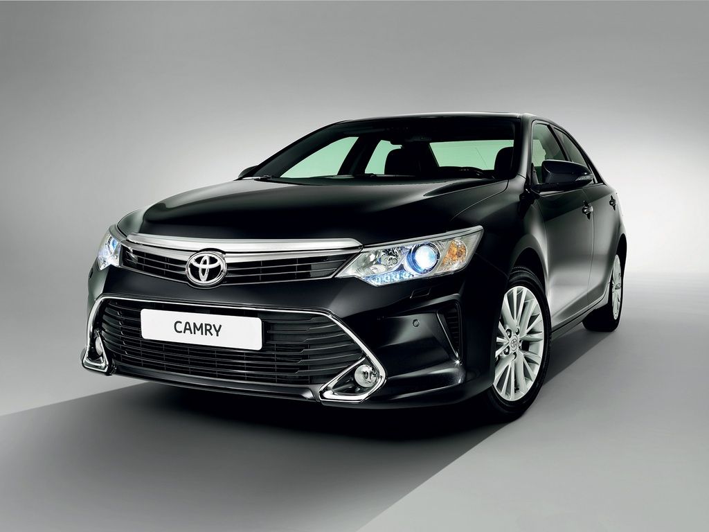 Российская Toyota Camry обновилась