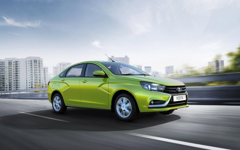 АВТОВАЗ поднял цены на седан Lada Vesta