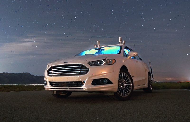 Беспилотник Ford: без водителя во тьме