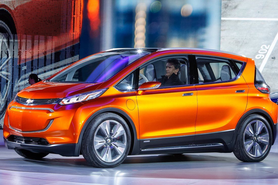 Компактный Chevrolet Bolt дебютировал в Детройте