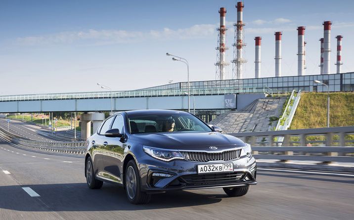 Начались продажи обновленного бизнес-седана KIA Optima