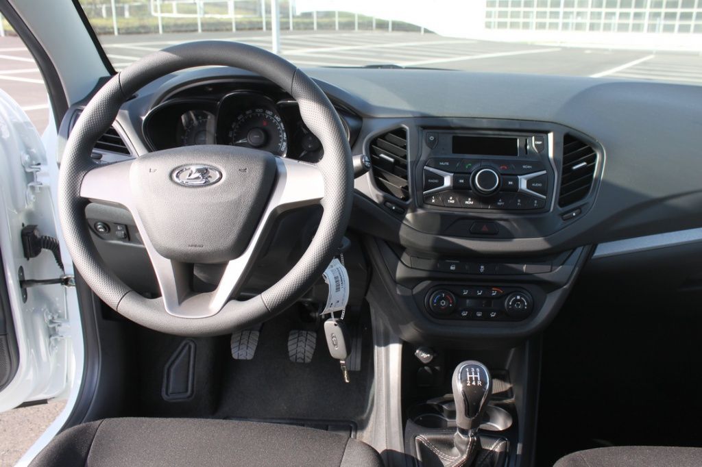 lada-vesta (15).JPG