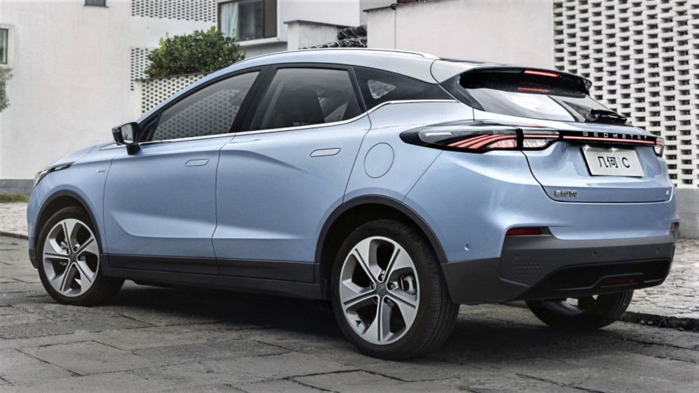 geely_geometry_c_3_1000.jpg