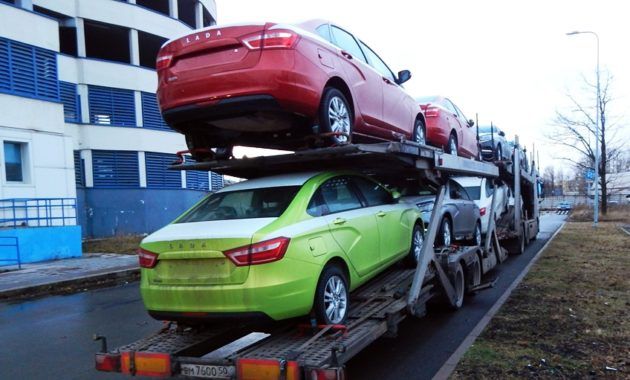 АВТОВАЗ столкнулся с нехваткой автовозов для доставки машин дилерам 