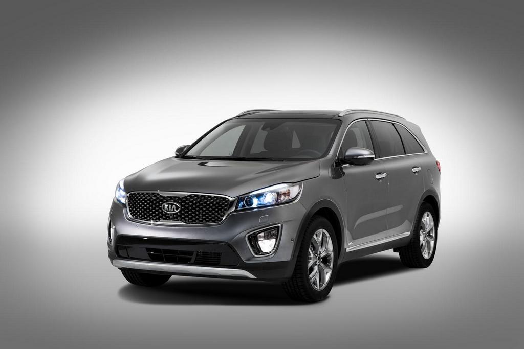 Официально: KIA показала новый кроссовер