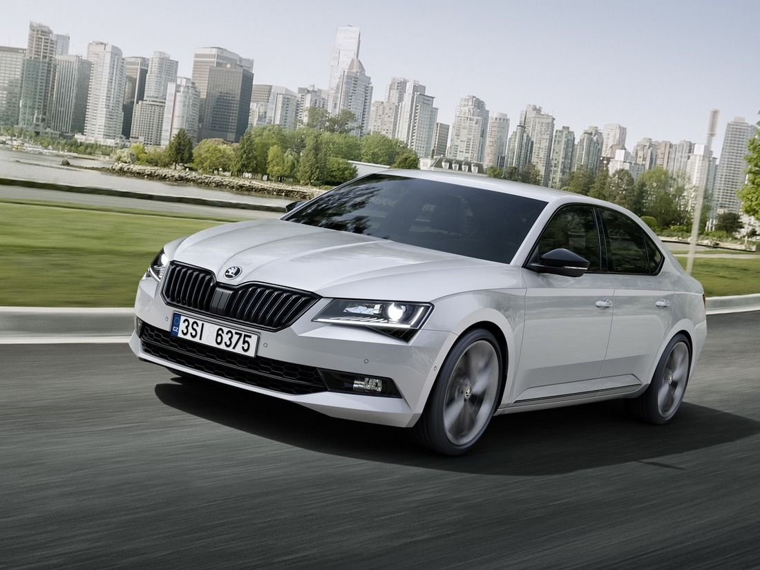 У флагмана SKODA появилась версия «под спорт»